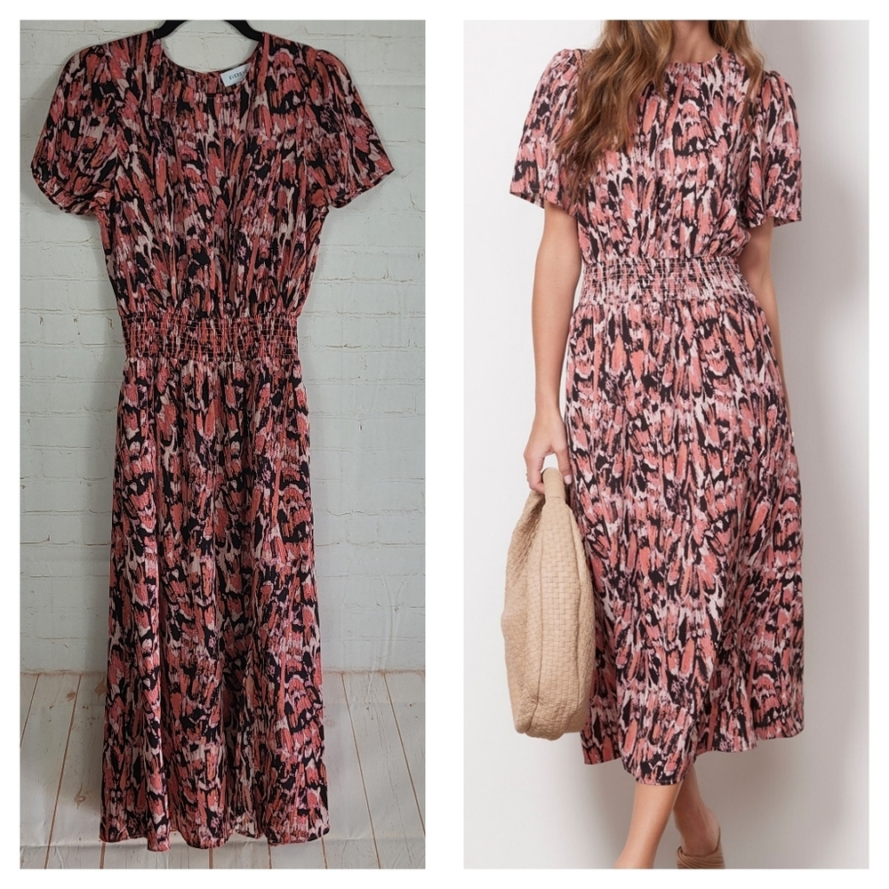 Evereve Alana Smocked Lightweight Pockets Midi Dress in Multi Pattern